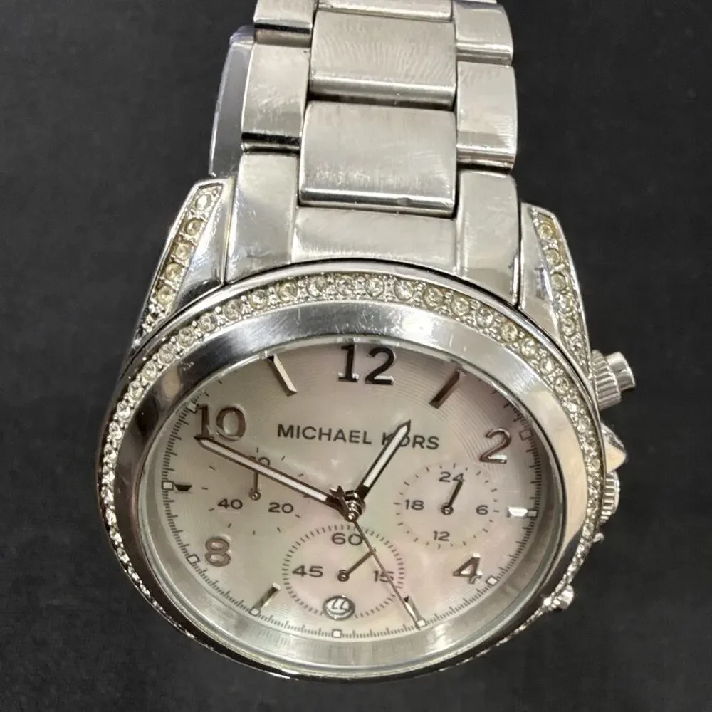 MICHAEL KORS MK-5520 NEW BATTERY MOTHER OF PEARL DIAL WOMENS WRISTWATCH